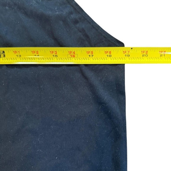 A211- Nike Dri Fit tank top with red accents #activewear #nike - Picture 4 of 5